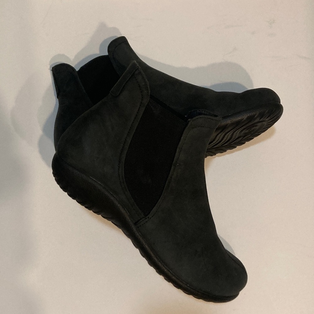 Naot Charcoal Black Ankle Boots